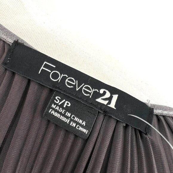 Forever 21 Metallic Silver Pleated Party Night Out Maxi Dress Size Small NWT - Picture 8 of 9